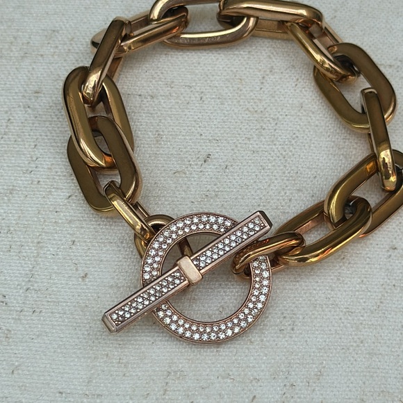 Michael Kors gold chain link toggle bracelet - NWOT - Picture 6 of 7